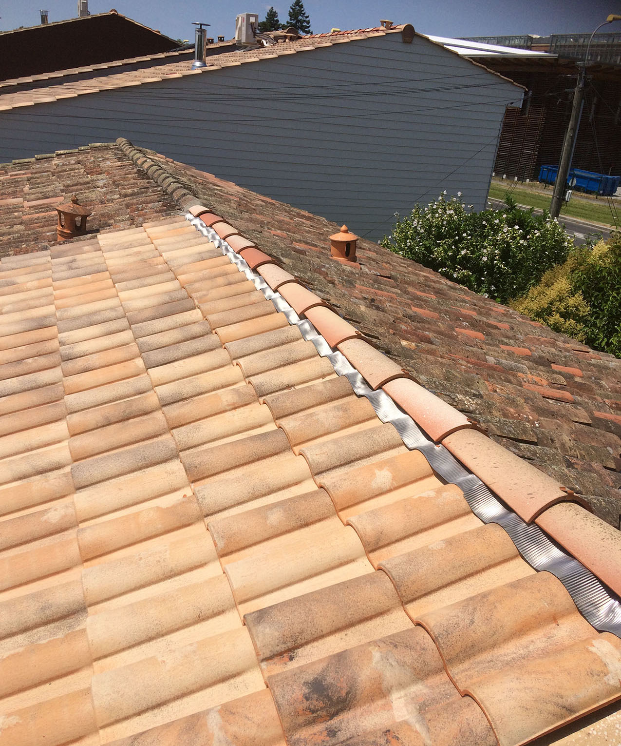 Travaux sur toiture réalisés par Grall Rénovation